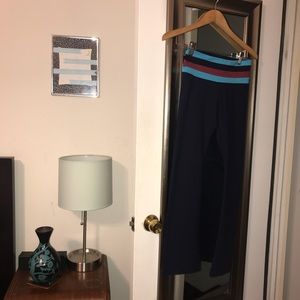 Active wear navy blue with multicolored striped waist band yoga pants XS